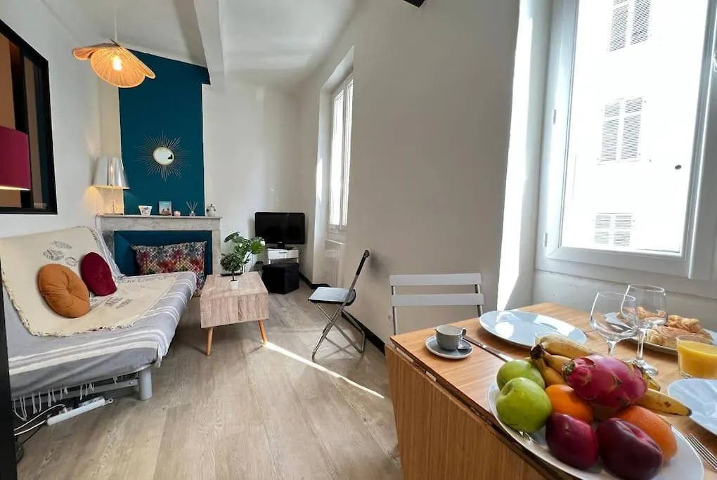 Charme Authenticite A Marseille, Camas Apartment France